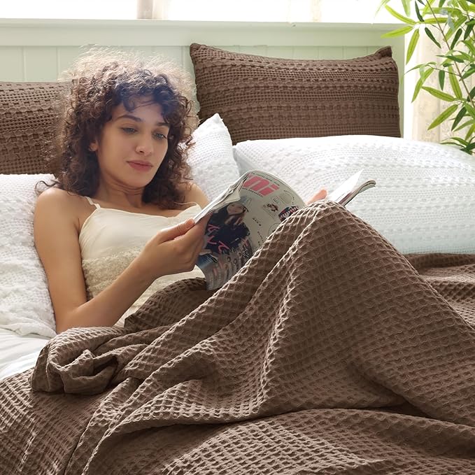 PHF Ultra Soft Waffle Weave Blanket Twin Size 66"x 90"- Washed Lightweight Breathable Cozy Woven Blanket for Bed - Aesthetic Decor for Couch Bedding Sofa Home Car - Cocoa Brown