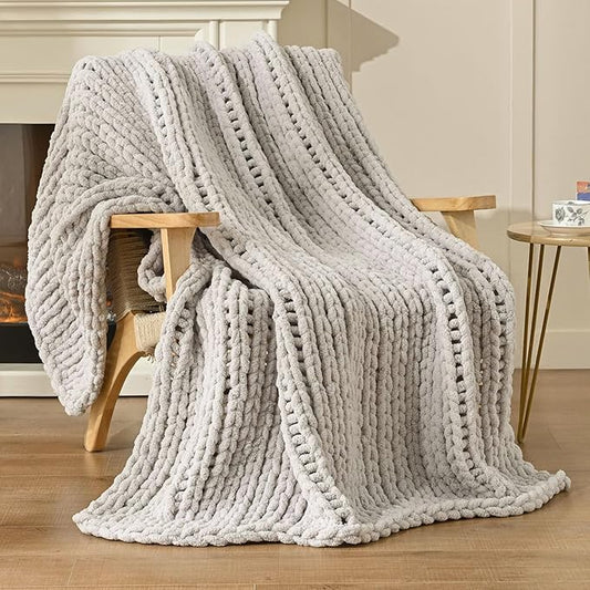 Esterra Chunky Knit Blanket Throw 60"x80", 100% Hand Knitted Chenille Throw Blanket, Cozy Soft Thick Cable Knit Throw Large Rope Knot Crochet Throw Blanket for Sofa Couch Bed, Light Gray