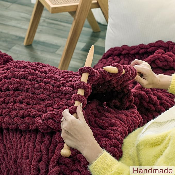 WESHIONGOO Chunky Knit Blanket Throw 40"×40" Knitted Throw Blankets for Couch Bed Fluffy Soft Blanket with Jumbo Chenille Yarn Thick 100% Handmade (Burgundy Red)