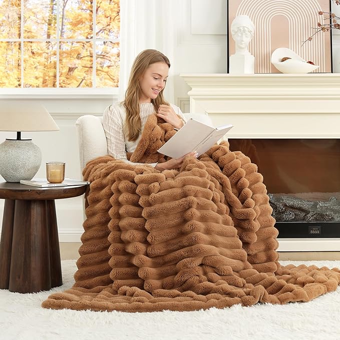 Cozy Bliss Faux Fur Throw Blanket for Couch, Cozy Warm Plush Striped Blanket for Sofa Bedroom Living Room, 60 * 80 Inches Toasty Brown