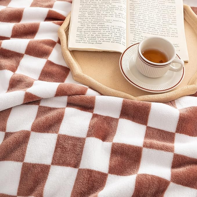 LOMAO Throw Blankets Flannel Blanket with Checkerboard Grid Pattern Soft Throw Blanket for Couch, Bed, Sofa Luxurious Warm and Cozy for All Seasons (Maple Brown, 60"x80")