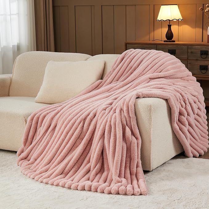 NEWCOSPLAY Faux Fur Throw Blanket Pink 3D Ribbed Plush Thick Warm Blanket for Couch Sofa Bed 850GSM (Pink Ribbed, Throw(50"x60"))