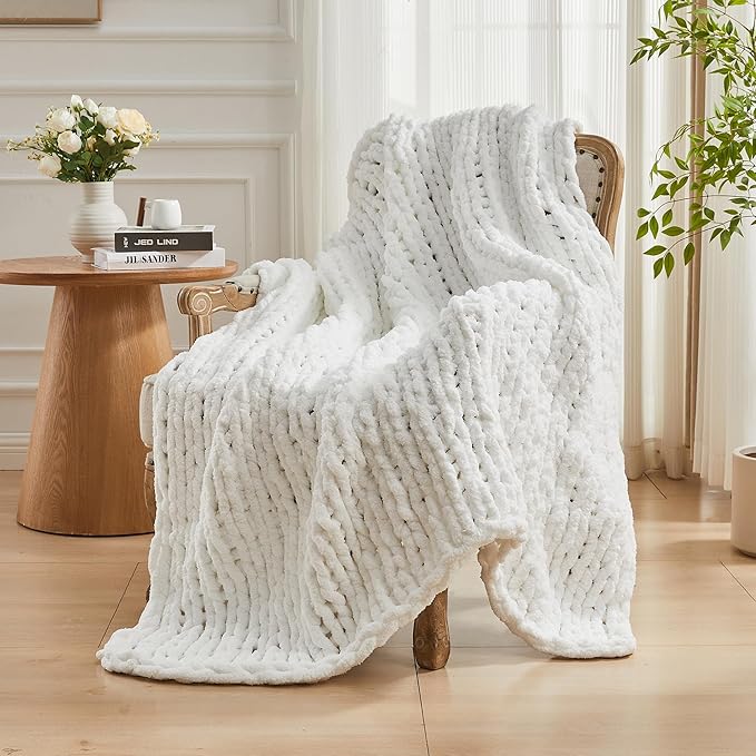 Carriediosa Chunky Knit Throw Blanket 60" X 80" Twin, 100% Hand Made Large Chenille Loop Yarn Soft Fluffy Throws for Couch Sofa Bed, Big Crochet Cozy Heavy Thick Cable Woven Blankets, Snow White