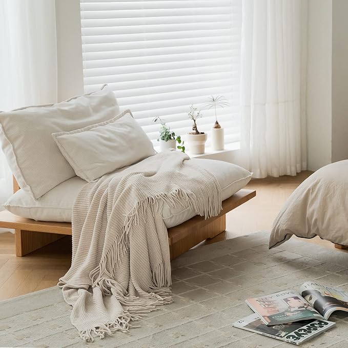 lifein Throw Blanket for Couch, Soft Boho Decor Bed Throw,Cozy White Chenille Knitted Small Farmhouse Lightweight Throw for Spring(White/Cream,50 * 60")