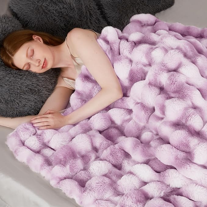 Touchat Luxury 1000GSM Faux Rabbit Fur Throw Blanket for Women, Super Heavy Warm Cozy Blankets for Couch Bed Sofa, Bubble Plush Fuzzy Soft Mink Blanket for Living Room Bedroom, Purple