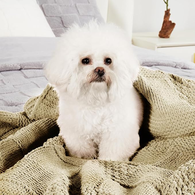 Amélie Home Chenille Knit Throw Blanket for Couch, Checkered Texture Decorative Soft Blanket for Sofa, Bed & Living Room, 50"x60", Beige