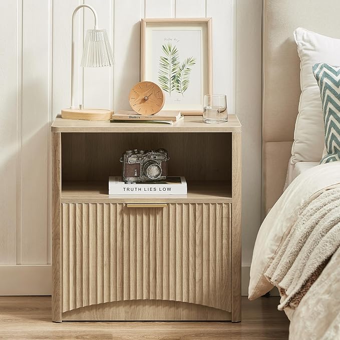 Fluted Nightstand Set of 2 - Natural Oak