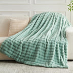 NEWCOSPLAY Faux Fur Twin Blanket Sage Green Bubble Blanket Thick Warm Soft for Couch Sofa Bed 550GSM (New Sage Green, Twin(60"x80"))