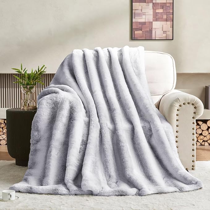 Luxury Faux Fur Blanket - Soft Warm Plush Blankets for Couch Sofa Bed, Fluffy Thick Throws for Bedroom, Office, Living Room, Decorative Reversible, Not Easy to shed- 60"x80", Grey/White