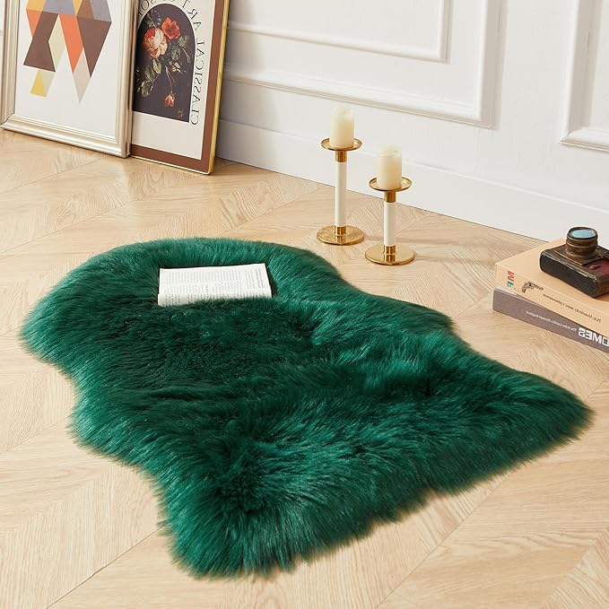 AMTOVO Faux Fur Rug, Dark Green Small Area Rug, Fluffy Sheepskin Rug, Fuzzy Ultra Soft 2 x 3 ft Shag Rugs for Bedroom Sofa Throw Cushion Room Decor, Sheepskin