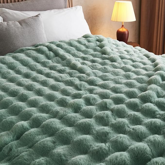 Lotus Karen Faux Fur Throw Blanket Sage Green - Big Bubble Rabbit Fluff Blanket for Couch Bed Sofa,Softest Fluffy Fuzzy Cozy Blanket,Plush Thick Furry Shaggy Warm Blankets for Women,90x90 Inches