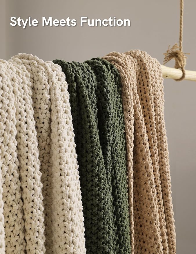 YnM Chunky Cotton Knit Throw Blanket, Cable Knit Throws for Bed Couch Sofa, Comfy & Relaxing, Decorative Piece for Farmhouse Modern Boho Rustic Scandinavian Chic Vibe, Beige 50x60 Inches
