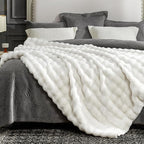 Cozy Bliss Faux Fur Throw Blanket for Couch, Fuzzy Soft Plush Thick Bubble Blanket for Sofa Bedroom Living Room, 60 * 80 Inches Cream White