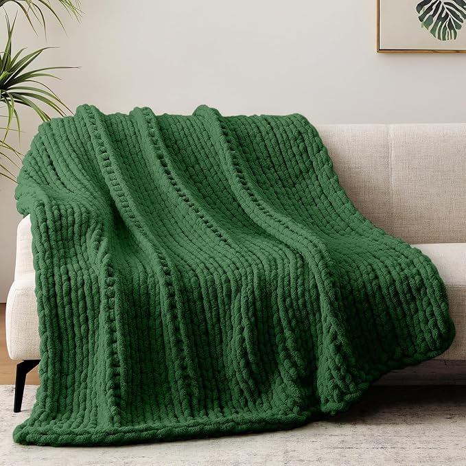 Chunky Knit Throw Blanket, 30''*40'' Knitted Throw Chenille Yarn for Bed Couch, Handmade Grass Green Crochet Big Thick Blanket, Machine Washable Cute Comfy Blanket for Home Decor