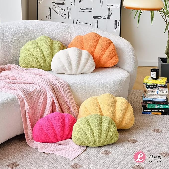 Beige Seashell Throw Pillows, Shell Shaped Throw Pillows, 13 Inch Soft Home Decorative Pillow Plush Cushion for Bed Couch Living Sofa Room Decor Accent Throw Pillow