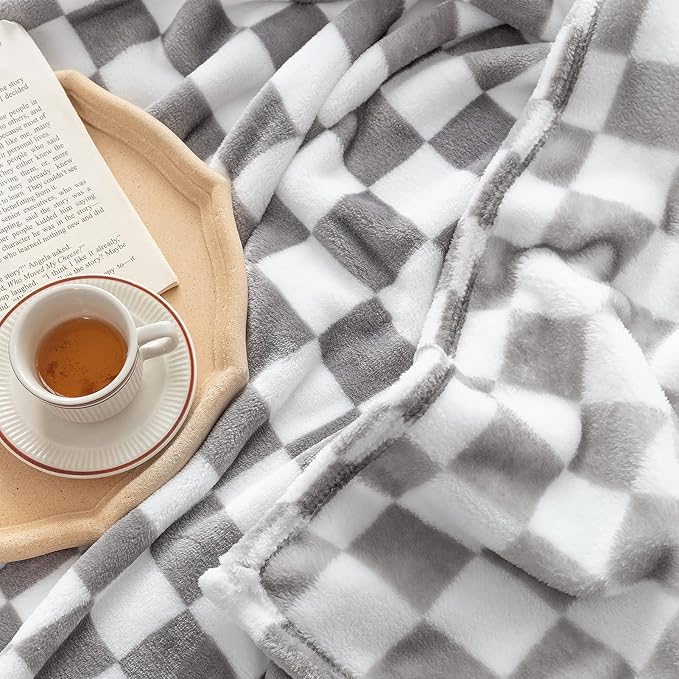 LOMAO Throw Blankets Flannel Blanket with Checkerboard Grid Pattern Soft Throw Blanket for Couch, Bed, Sofa Luxurious Warm and Cozy for All Seasons (Grey, 60"x80")