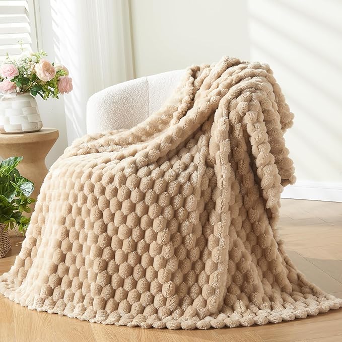 NEWCOSPLAY Super Soft Twin Blanket Brown Premium Silky Flannel Fleece 3D Clouds Stylish Jacquard Lightweight Bed Blanket All Season Use 350GSM (Brown, Twin(60"x80"))