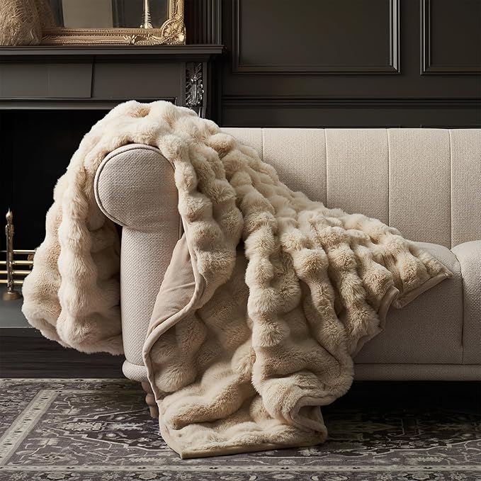 EVERGRACE Ultra Soft Luxury Fluffy Ridgeline Faux Rabbit Fur Throw Blanket, Thick Warm Bubble Throw for Bed, Cozy Plush Reversible Blankets for Couch, Chair, Sofa, Cream, 80x90 Inches, 870 GSM