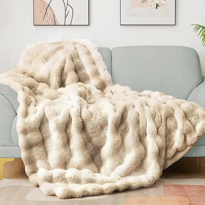 Latepis Soft Luxury Faux Fur Bubble Blanket, Thick Warm Cozy Twin Blankets for Couch, Plush Fluffy Blankets for Sofa and Bedroom, Fuzzy Blanket for Women Gift, 60” x 80”, Tie-dye Camel, 860GSM