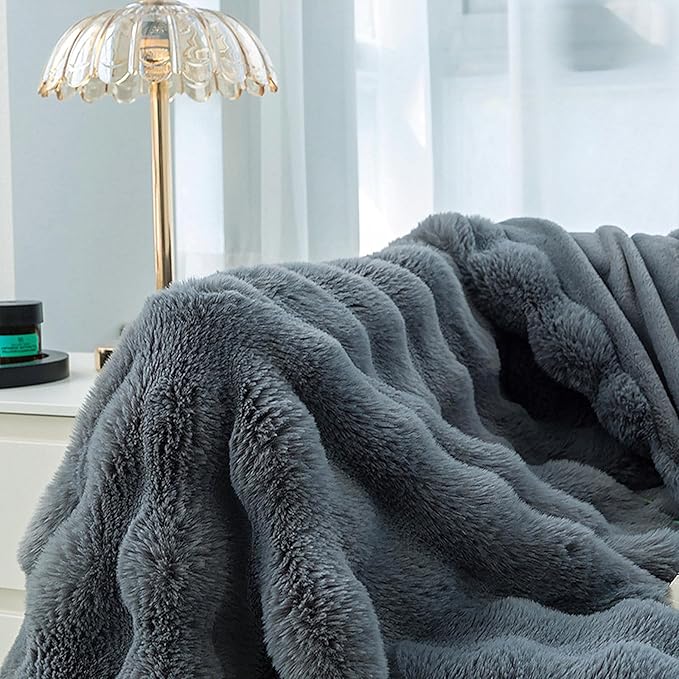 UKELER Soft Faux Fur Throw Blanket Large Solid Reversible Shaggy Blanket Plush Thick Fluffy Blankets Throws for Bed, Couch, Sofa, Office, Camping 60''x80'' Dark Grey