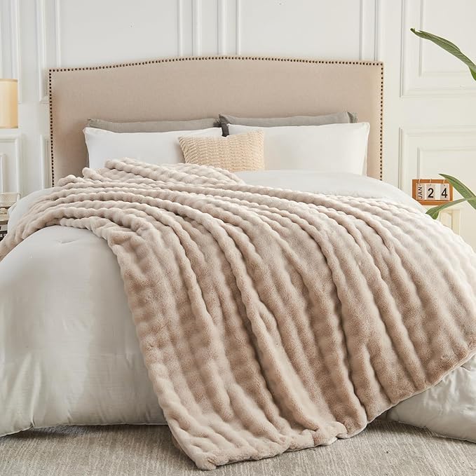 NEWCOSPLAY Faux Fur Twin Blanket Linen Bubble Blanket Thick Warm Soft for Couch Sofa Bed 550GSM (Linen, Twin(60"x80"))