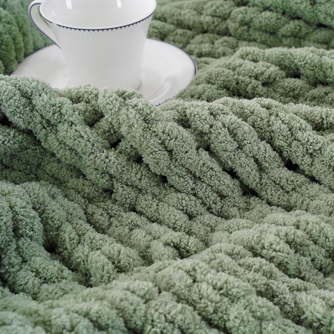 Battilo Chunky Knit Throw Blanket, Soft and Thick Chenille Throw Blanket, 50"x60" Handmade Cable Knit Crochet Blanket, Large Rope Knot Throw Blankets for Couch Sofa Bed Home Decor, Light Green