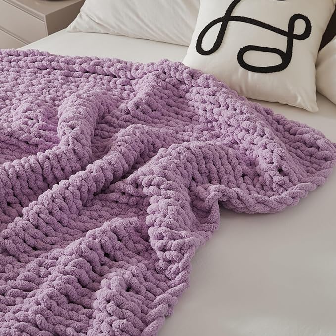 WESHIONGOO Chunky Knit Blanket Throw 50"×60" Knitted Throw Blankets for Couch Bed Fluffy Soft Blanket with Jumbo Chenille Yarn Thick 100% Handmade(Lilac)