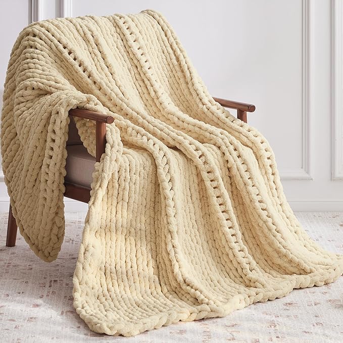 Chunky Knit Throw Blanket, 30''*40'' Knitted Throw Chenille Yarn for Bed Couch, Handmade Oatmeal Crochet Big Thick Blanket, Machine Washable Cute Comfy Blanket for Home Decor