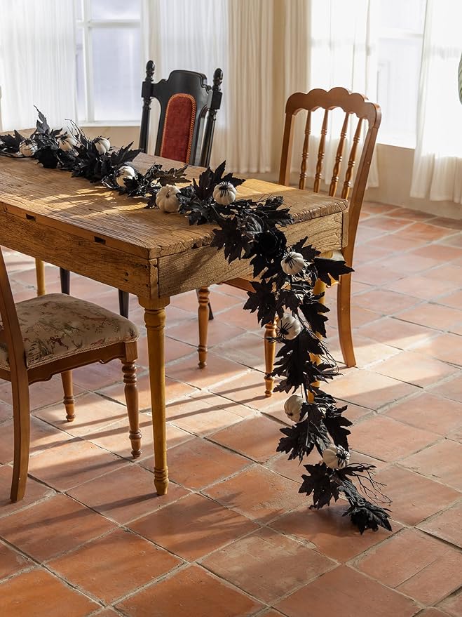 MISSPIN 6FT Black Maples Leaf Garland, Halloween Fall Leaf Garland Artificial Hanging Black Maple Autumn Vine Fall Decor Maple Thanksgiving Halloween Home Decor