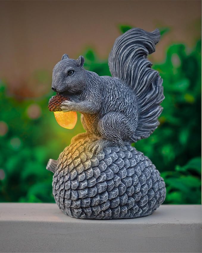 Solar Garden Statue – Hand-Painted Resin Squirrel on Pinecone with Glowing LED Acorn – Charming Yard, Patio & Balcony Decor – Gift for Mom, Grandma & Garden Lovers