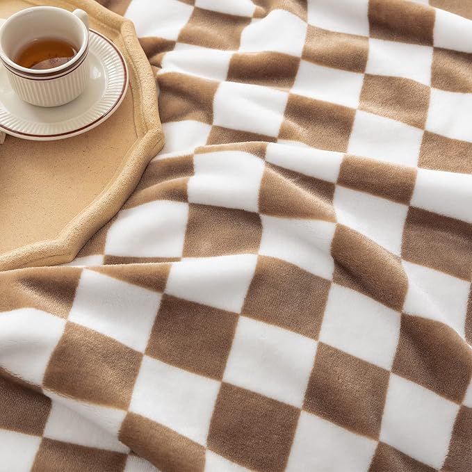 LOMAO Throw Blankets Flannel Blanket with Checkerboard Grid Pattern Soft Throw Blanket for Couch, Bed, Sofa Luxurious Warm and Cozy for All Seasons (Khaki, 90"x90")