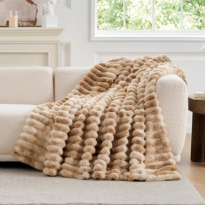 Cozy Bliss Faux Fur Throw Blanket for Couch, Cozy Warm Plush Striped Blanket for Sofa Bedroom Living Room, 50 * 60 Inches Tie-dye Kahki