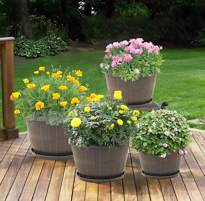 Quarut 16 Inch Brown Classic Plastic Whiskey Barrel Planters Set of 4 with Drainage Holes & Trays for Indoor & Outdoor Use