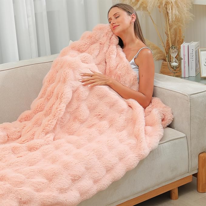 RYNGHIPY Faux Fur Blanket for Couch Fluffy Warm Throw Blanket for Sofa Bed Soft Plush Thick Bubble Blanket (Blush, 63''x79'')