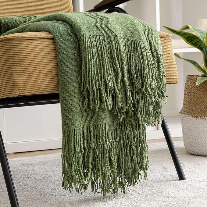 MIULEE Moss Green Knitted Throw Blanket for Couch Textured Knit Blanket with Tassels Cozy Woven Bed Blanket for Sofa Bed Chair Wave Pattern Spring Home Decor for All Seasons 50"x60"