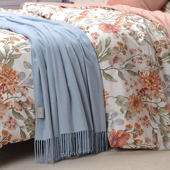 CUDDLE DREAMS Silk Throw Blanket with Hand-Knotted Fringe, Natural, Soft & Breathable (Ice Blue)