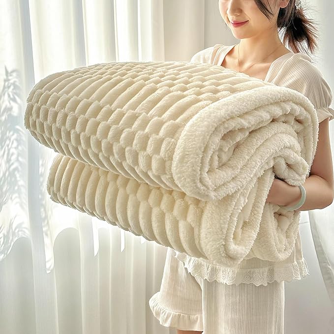 UKELER Sherpa Bed Blankets 80 × 90 inch, Ultra Soft Queen Size Throw Blanket for All Season, 470 GSM Cozy Plush Striped Fleece Blanket for Bedroom Living Room Dorm Hostel Sofa Camping, Off White