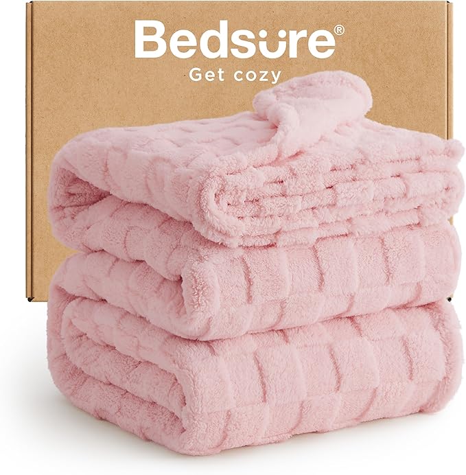 Bedsure GentleSoft King Size Blanket for Bed - Super Soft Cozy Blankets for Women Men Girls, Large Fuzzy Fleece Throw for Bedroom Decor, Blush Pink,108x90 Inches