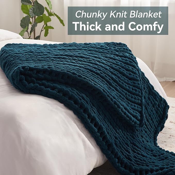 Chunky Knit Throw Blanket, 30''*40'' Knitted Throw Chenille Yarn for Bed Couch, Handmade Peacock Blue Crochet Big Thick Blanket, Machine Washable Cute Comfy Blanket for Home Decor