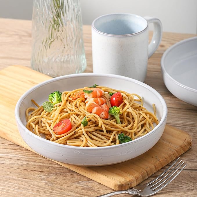 Pasta Bowls 26 OZ,Ceramic Salad Serving Bowls Set of 4,Large 8.2 inch Shallow Bowls Plates for Soup,Fruit,Noodle,Dinner,Dishwasher & Microwave Safe,White