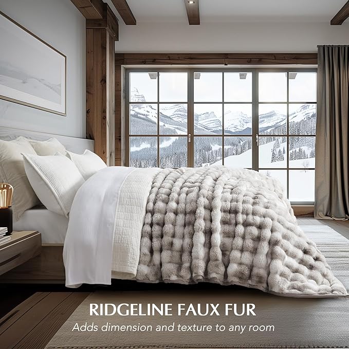 EVERGRACE Ultra Soft Luxury Fluffy Ridgeline Faux Rabbit Fur Throw Blanket, Thick Warm Bubble Throw for Bed, Cozy Plush Reversible Blankets for Couch, Chair, Sofa, Light Grey, 80x90 Inches, 870 GSM
