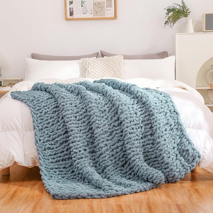 WESHIONGOO Chunky Knit Blanket Throw 50"×60" Knitted Throw Blankets for Couch Bed Fluffy Soft Blanket with Jumbo Chenille Yarn Thick 100% Handmade(Dusty Blue)
