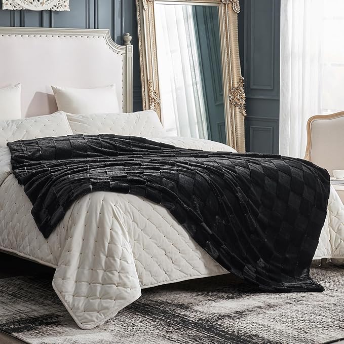Cozy Bliss Checkered Faux Rabbit Fur Black Throw Blanket, Soft Fuzzy Fluffy Minky Furry Plush Blankets for Couch, Bed (50 * 60 Inches Black)