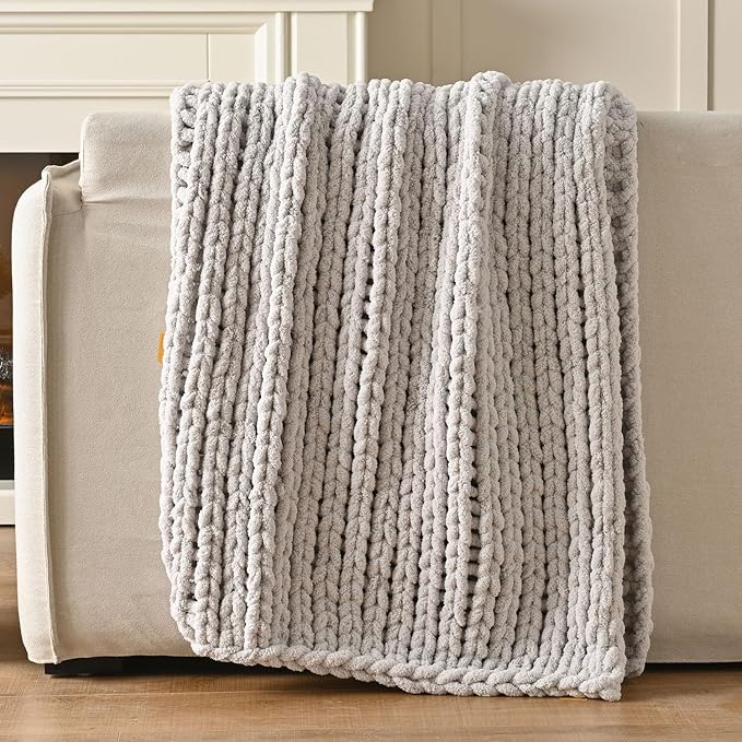 Esterra Chunky Knit Blanket Throw 50"x60", 100% Hand Knitted Chenille Throw Blanket, Cozy Soft Thick Cable Knit Throw Large Rope Knot Crochet Throw Blanket for Sofa Couch Bed, Light Gray