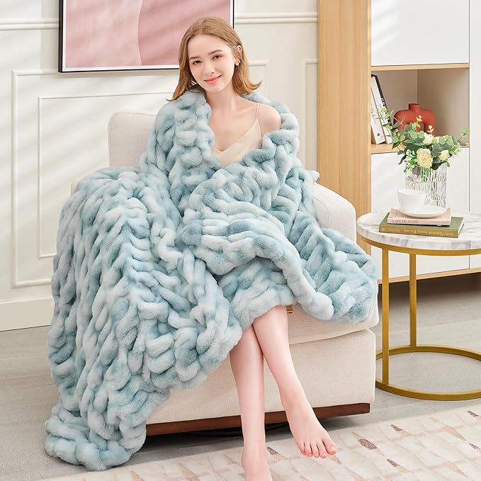 Ultra Soft Luxury Faux Fur Twin Blanket for Counch,Fuzzy Fluffy Plush Warm Cozy Elegant Wrinkled Blanket for Sofa Bedroom Living Room,（60"x80",Tie-dye Freshwater Blue）
