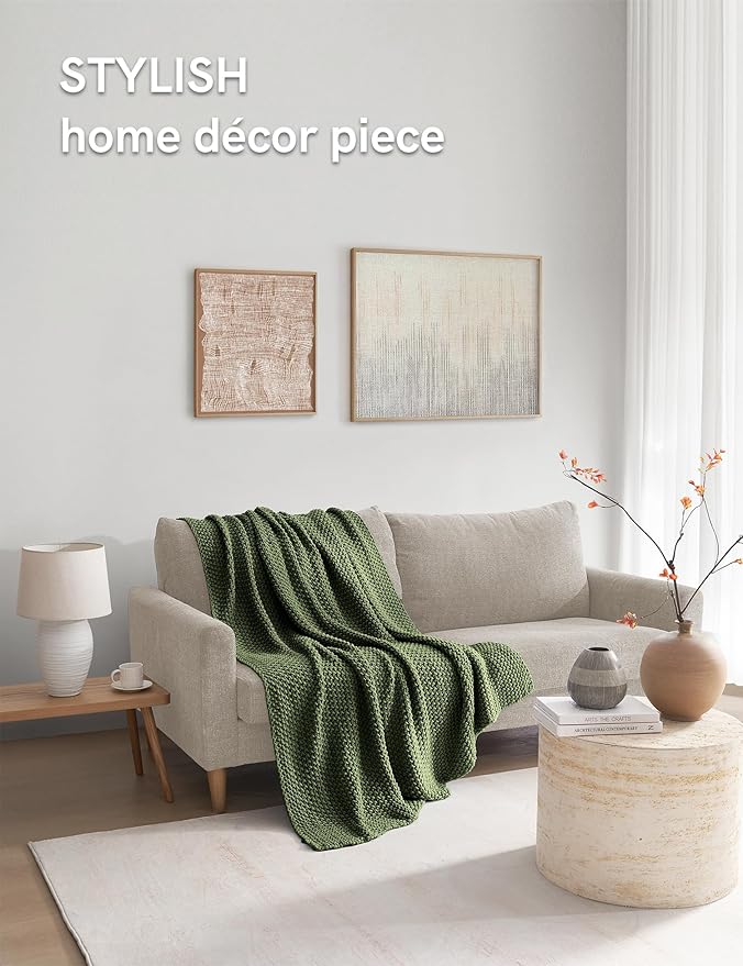 YnM Chunky Cotton Knit Throw Blanket, Cable Knit Throws for Bed Couch Sofa, Comfy & Relaxing, Decorative Piece for Farmhouse Modern Boho Rustic Scandinavian Chic Vibe, Pine Green 50x60 Inches