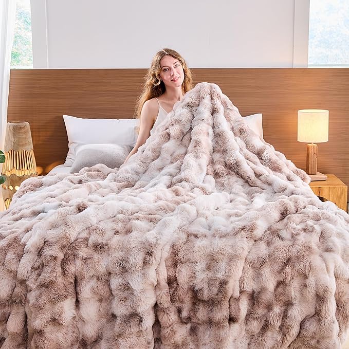 Lotus Karen Faux Fur Throw Blanket Tie-Dye Beige - Big Bubble Rabbit Fluff Blanket for Couch, Small Fluffy Fuzzy Cozy Blankets,Thick Furry Plush Shaggy Blankets,60x80 Inches