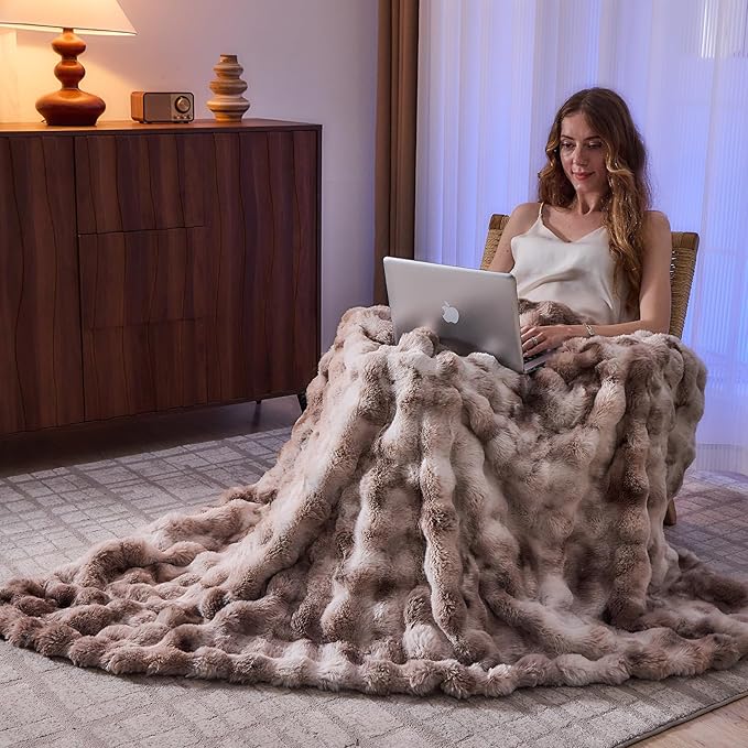 Lotus Karen Faux Fur Throw Blanket Tie-Dye Beige - Big Bubble Rabbit Fluff Blanket for Couch, Large Fluffy Fuzzy Cozy Blankets,Thick Furry Plush Shaggy Blankets,90x90 Inches
