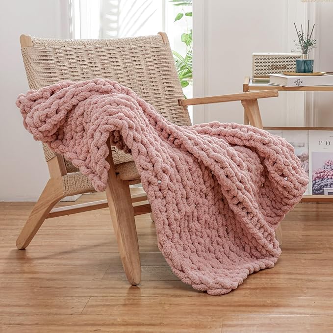 WESHIONGOO Chunky Knit Blanket Throw 40"×40" Knitted Throw Blankets for Couch Bed Fluffy Soft Blanket with Jumbo Chenille Yarn Thick 100% Handmade(Pink)