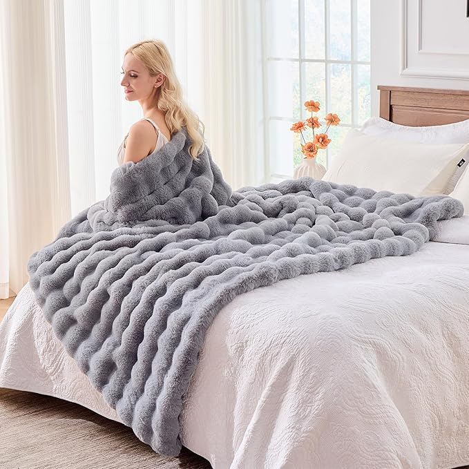 BENVWE Fluffy Faux Fur Throw Blanket for Couch, Soft Plush Thick Cozy Fuzzy Luxury Minky Bubble Blanket for Home Living Room Decor Gift for Women, Light Grey, 63" x 80", 1100GSM
